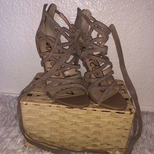 Sam Edelman Tan Laceup Heels!!